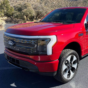 F-ord F-150 Lightning Platinum 2024 d'occasion, double moteur, 4 roues motrices - Product Image 1