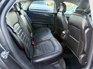 Ford Fusion Híbrido SE FWD 2016 - Product Image 6