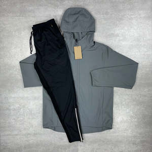 Ropa Deportiva al por Mayor, Chándal Deportivo Personalizado para Hombre, Conjunto de Chaqueta Cortavientos y Pantalones Cortos, Ropa Deportiva de 2 Piezas, Ropa Urbana con Capucha - Product Image 3