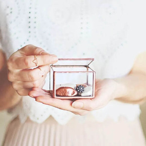 Thiết kế thời trang Kính hộp đồ trang sức với chất lượng cao <span class=keywords><strong>Tabletop</strong></span> trang trí Brass khung hiển thị trường hợp cho Nhẫn Mặt dây chuyền bông tai - Product Image 3