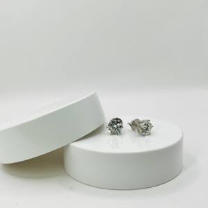 Pendientes de Diamantes de Laboratorio con Corte Brillante de 4.00 Quilates, Pureza VS1, Certificados por GIA, Oro Blanco de 9K, Minimalistas, Unisex, para Boda y Compromiso - Product Image 3