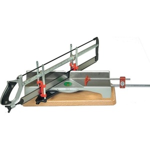 Scie à onglet ULMIA 352 L avec lame de 550 mm, hauteur de coupe de 100 mm et longueur de table de 440 mm pour le bambou et les travaux en bois - Product Image 1