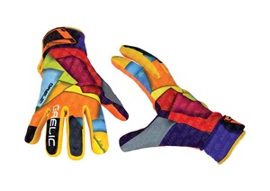 Gants de football gaéliques personnalisés de haute qualité avec poignée en latex Gants GAA légers et haute performance - Product Image 3