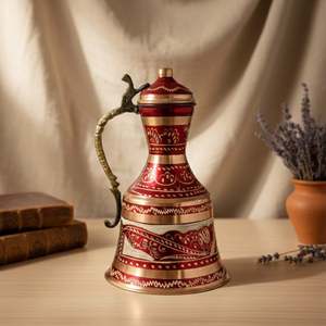 Carafe en cuivre décorée d'émail de style oriental d'Erzincan - Product Image 3