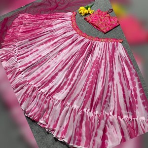 Charmante soie Lehenga Choli avec travail de sequnece lourd, Net Dupatta et chemisier de séquence de broderie pour les femmes, tenue de fête Lehenga - Product Image 2