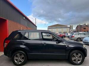 SUZUKI GRAND VITARA 1.9 d'occasion 2009, conduite à gauche/droite - Product Image 2