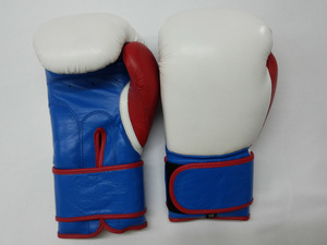 Vente directe d'usine, gants de boxe en cuir professionnels, nouveau design, respirants, best-sellers - Product Image 1