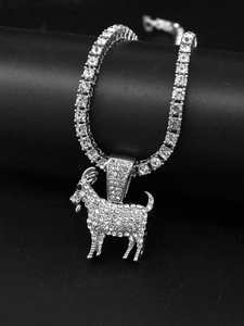 Pendentif chèvre en diamant Moissanite blanc 14kt en pendentif élégant Vvs Clarity pour cadeau - Product Image 2