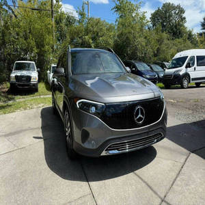 Mercedes-Benz EQB 300 4MATIC 2025 en Perfectas Condiciones - Product Image 1