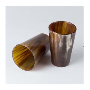 Mug en corne de buffle de qualité supérieure, design viking, artisanat naturel, poli, 100% fait main, toucher réel - Product Image 1