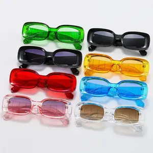 NWOGLSS 3913 Nuevas Gafas de Sol de Diseño para Mujer, Monturas Degradadas en Dorado, Azul Claro y Verde Transparente, Estilo Cuadrado Moderno, Polarizadas - Product Image 1