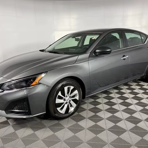 Nissan Altima 2.5 S 2025 certifiée, disponible à la vente - Product Image 2