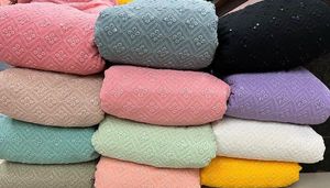 Tela de vestido de novia Georgette pesado de alta calidad con flores impresas y bordado Schiffli Material de tul de calidad de exportación - Product Image 3