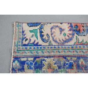 Alfombra Turca Vintage Pequeña de 2,1x4,5 pies, Alfombra de Lana Azul Roja Ombré - Product Image 4