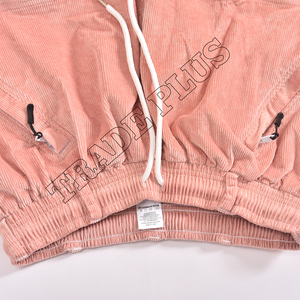 Pantalon de neige en velours côtelé rose pour femme avec poches cargo à fermeture éclair au look vintage doux Taille réglable et poignets élastiques - Product Image 3