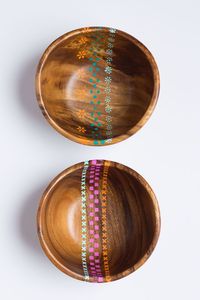 Bandeja de servicio de esmalte ovalado de madera de mango con punto de arcoíris diseño pintado a mano Plato decorativo de madera rústica - Product Image 5