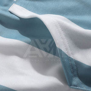 เสื้อฮู้ดดี้ผู้ชายดีไซน์ล่าสุด ราคาประหยัด ปี 2025 สไตล์ใหม่ รับสกรีนโลโก้ ผ้าฟลีซระบายอากาศ ใส่สบาย เหมาะสำหรับกิจกรรมกลางแจ้ง  เป็นมิตรกับสิ่งแวดล้อม - Product Image 5