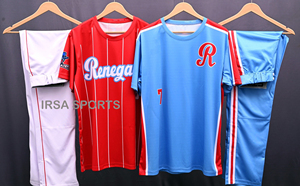 Ensemble de maillot et de pantalon de baseball personnalisé respirant de haute qualité imprimé par sublimation avec col en V 120g pour unisexe 100% polyester - Product Image 4