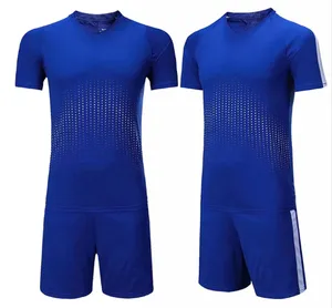 批发价格便宜的足球球衣和短裤质量最好的快干男子足球队服