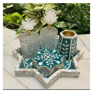 Plateau brûleur de Bakhoor haut de gamme, style religieux arabe, fait main en Inde, incrustation de nacre et d'os, multicolore, motifs Anis étoilé et Fraise - Product Image 2