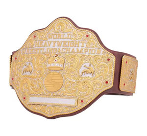 เข็มขัดแชมป์เหล็กแบบปรับแต่งได้สำหรับมวยคาราเต้ MMA แบบเป็นมิตรกับสิ่งแวดล้อมดีไซน์เอวสูงสีทองมีให้เลือก - Product Image 3