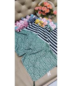 Ropa islámica nacional hecha a medida para mujer en estilo Dubái con vestido Jilbab con cuentas - Product Image 1