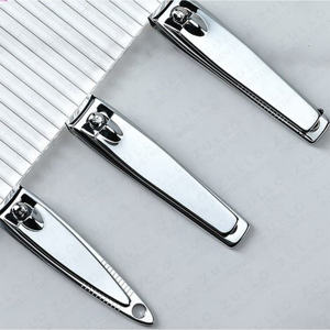 Coupe-ongles professionnel en acier inoxydable argenté avec logo personnalisé, vente en gros, marque privée OEM, outil de manucure - Product Image 1