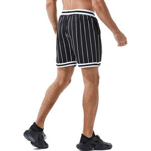 กางเกงบาสเก็ตบอลผู้ชายสไตล์เรโทรลำลอง มีกระเป๋า ผ้าตาข่าย ระบายอากาศ สำหรับออกกำลังกาย เล่นกีฬา ฝึกซ้อม มีเชือกผูก ลายเรียบ - Product Image 4