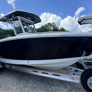 Robalo R250 ปี 2025 มือสอง ขายดีที่สุด รับประกัน 3 ปี ผลิตในสหรัฐอเมริกา - Product Image 1