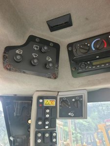 CAT160M รถมือสองรถเกรด16ตัน C9 - Product Image 3