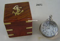 Antike Messing Taschenuhr mit Holzkiste Nautisches Thema für handwerkliche nautische Geschenke Inspiriert von Victoria London Taschenuhr