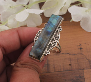 แหวนพลอยลาบราดอร์สีเงินสเตอร์ลิง925ทำด้วยมือสไตล์โบโฮสุดคลาสสิกแหวนโซลิแทร์สำหรับงานแต่งงานทุกเพศ - Product Image 4