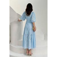 Robe Elisa Fashion pour femme, bleu ciel, manches bouffantes, détail plissé, dentelle brodée