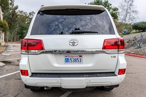 Toyota Land Cruiser 2021 Usado Premium, Motor V8 de 5.7 Litros, 4x4 - Product Image 3