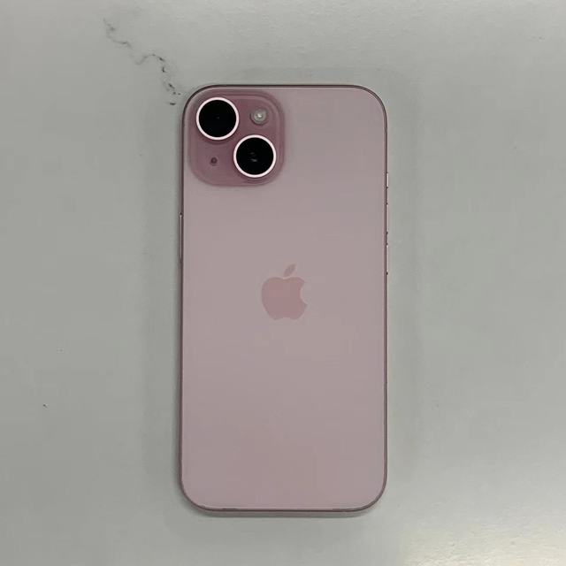 High-quality Wholesale Second-hand Cheap 6.1" A16 US Version iPhone 15 IOS 18 Used Mobile Phones 5g Smartphone
