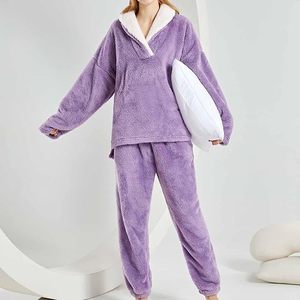 เซ็ตชุดนอนสตรีแบบกำหนดเองชุดนอนชุดชั้นในผ้าไหม100% ความร้อน2026คู่สำหรับฤดูใบไม้ร่วงและฤดูหนาว - Product Image 3