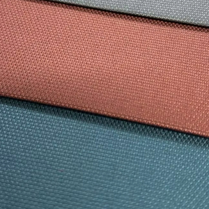 Tissu de chemise en polycoton premium Blanco avec une finition douce et respirante et une qualité infroissable pour chemises homme et femme - Product Image 1