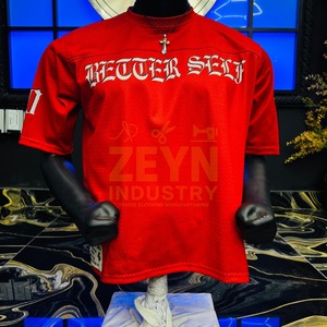 Camiseta Deportiva Roja con Estampado Gráfico para Hombre, Estilo Urbano, Oversize, de Malla, Personalizable OEM - Product Image 5