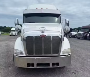 Camion semi-remorque Peterbilt 387 2015 en parfait état - Cabine surélevée, boîte manuelle 18 vitesses, à vendre - Product Image 5