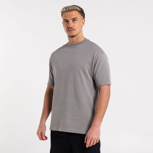 Camiseta de gran tamaño a granel de peso pesado OEM, camiseta lisa con estampado de logotipo personalizado, camisetas de manga corta de algodón en blanco de talla grande para hombre - Product Image 2