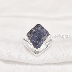 Bijoux en pierre brute bague pour femme saphir bleu brut naturel pierre précieuse septembre pierre de naissance V couronne bague en argent Sterling 925 - Product Image 1