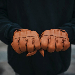 Guantes de cuero genuino de longitud regular con logotipo personalizado para uso en exteriores Guantes térmicos de invierno para uso diario - Product Image 6