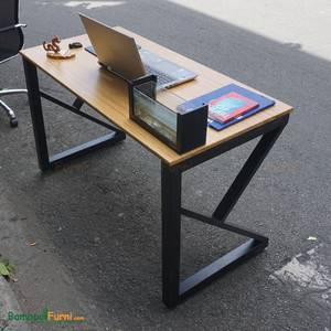 โต๊ะคอมพิวเตอร์เคแบมบูประกอบง่าย 120x60x75 ซม - Product Image 1