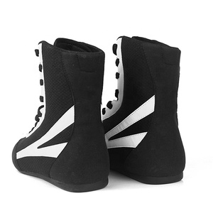 Bottes de boxe professionnelles en cuir à semelle légère pour hommes Logo personnalisé de haute qualité - Product Image 3