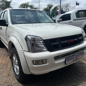 Voiture d'occasion de qualité et abordable, Isuzu KB KB-300 2007, conduite à droite - Product Image 1