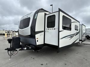 Roulottes de voyage d'occasion 2021 F-o-r-e-s-t R-i-v-e-r Flagstaff S-u-p-e-r L-i-t-e 26FKBS disponibles en gros pour les acheteurs en gros - Product Image 2