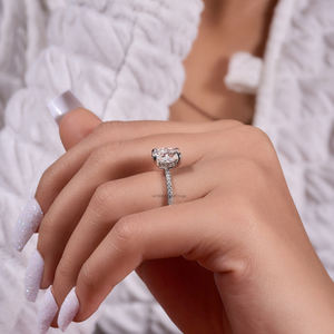 แหวนเพชรโมอิสสี VVS1แบบ3 CT แหวนแต่งงานสุดหรูแหวนหมั้นรัศมีที่ซ่อนอยู่สง่างามสำหรับเธอ - Product Image 4