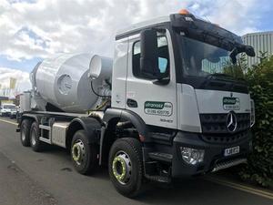 คุณภาพดี Isuzu 360 แรงม้า 6X4 เครื่องผสมคอนกรีตใช้รถบรรทุกถังปูนซีเมนต์ Isuzu ในราคาต่ําขาย