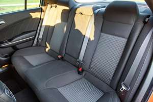 Chrysler 2023 con Tracción en las Cuatro Ruedas, Asientos de Cuero, Bajo Kilometraje, Caja de Cambios Automática, Volante a la Izquierda, Gasolina, Techo Panorámico - Product Image 6