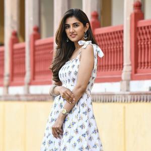 ชุดเดรสผ้าฝ้ายทอมือลายดอกไม้สไตล์โบฮีเมียนสำหรับผู้หญิง เอวธรรมชาติ แขนกุด เหมาะสำหรับฤดูร้อน สไตล์ลำลอง พร้อมไอเดียของขวัญวันวาเลนไทน์ - Product Image 2